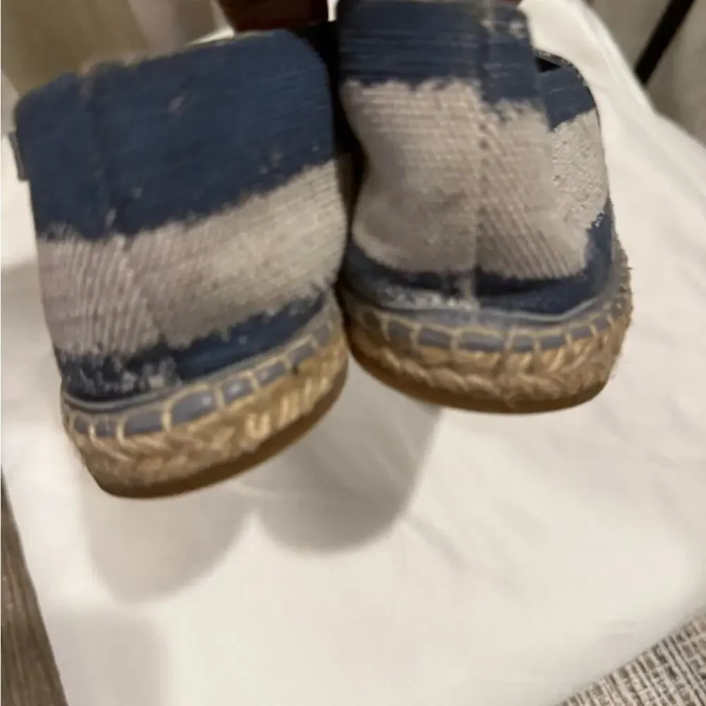 Burberry Resort Capsule Hodgeson Flat Espadrilles